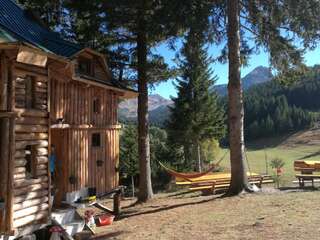 Гостевой дом Lodge Between The Pine Trees Dubočak Кровать в общем номере для мужчин и женщин с 10 кроватями-3