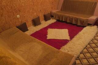 Гостевой дом Lodge Between The Pine Trees Dubočak Четырехместный номер эконом-класса с общей ванной комнатой-24