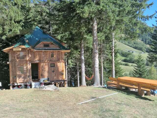 Гостевой дом Lodge Between The Pine Trees Dubočak-6